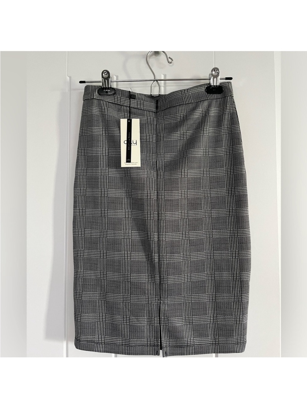 Ally Fashion Grey Plaid Pencil Skirt NWT Size 6 US, 10 AU - Picture 2 of 3